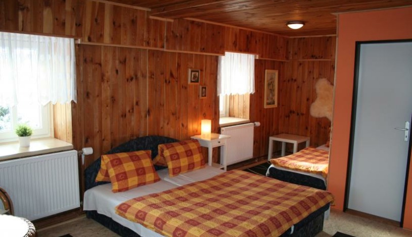 Penzion A+A Pec pod Sněžkou - Třílůžkové pokoje